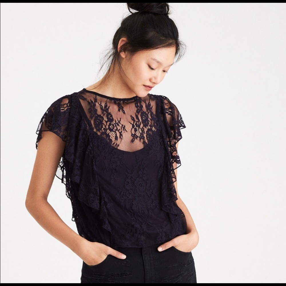 American Eagle ruffle lace top